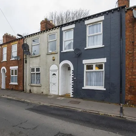 208 Salisbury Terrace *